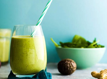 Healthy Avocado Smoothie - prepared in 10 minutes!